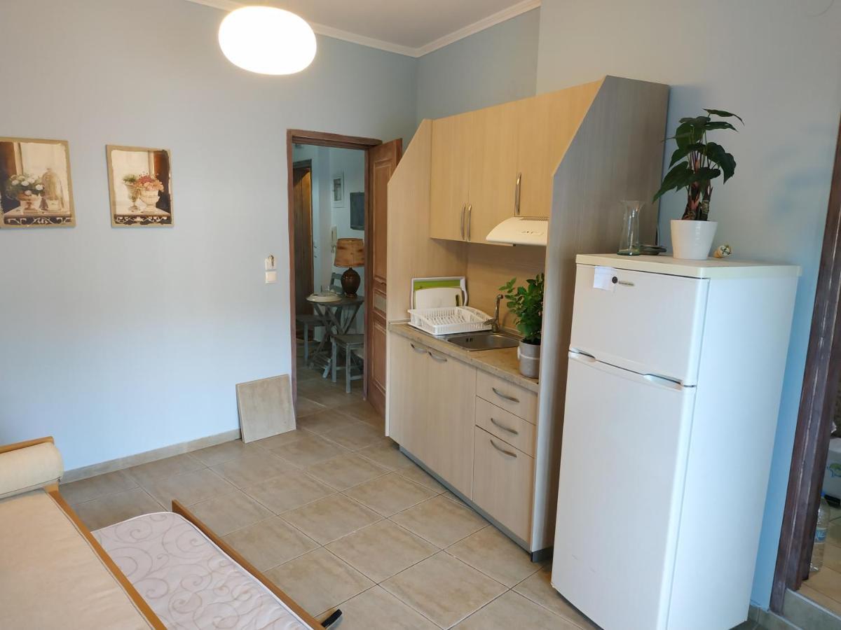 Mpouketo Apartments Неос Мармарас Екстериор снимка